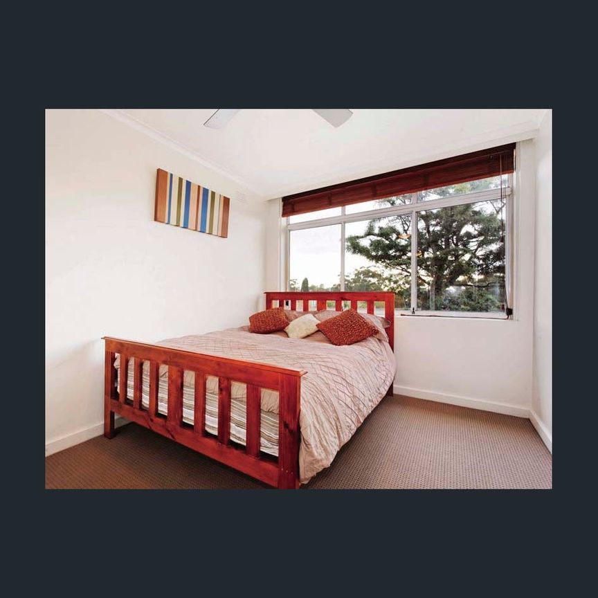 9/1 Fuller Street, Essendon, Vic 3040 - Photo 1