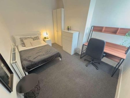 Albert Edward Road, L7 - Photo 3