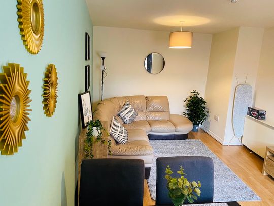 6 Bed Student Accommodation - Photo 1