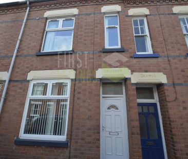 4 bedroom terraced house to rent - Photo 5