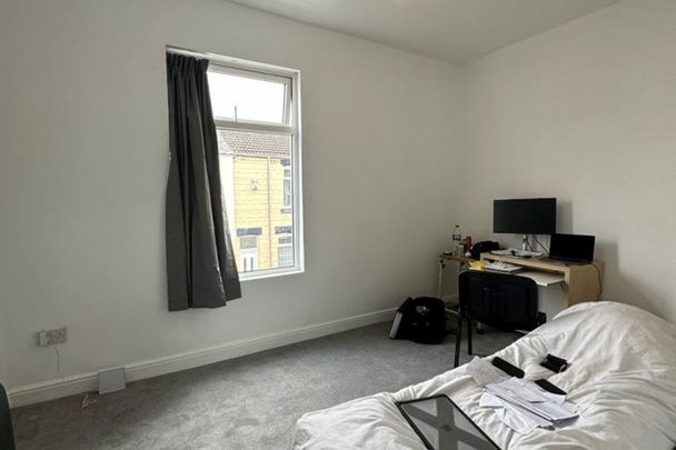 Harrow Street - Photo 1