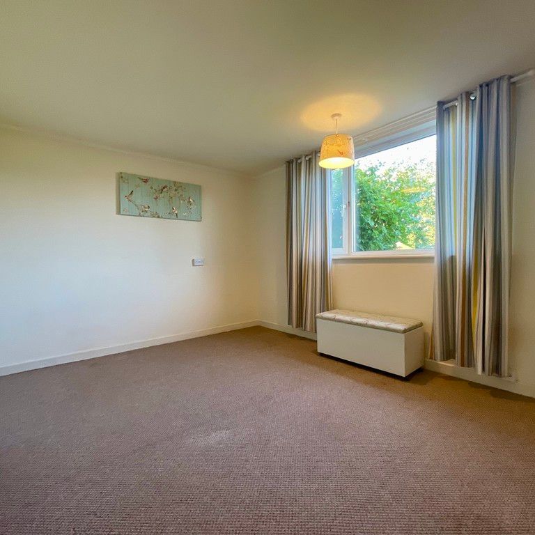 2 bedroom Detached Bungalow to let - Photo 1