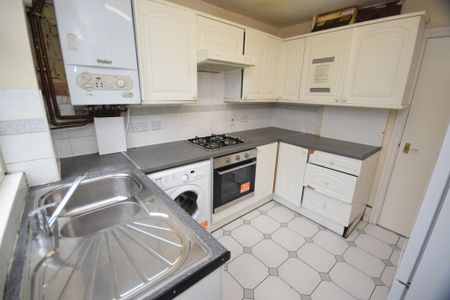 4 bedroom house to rent - Photo 2