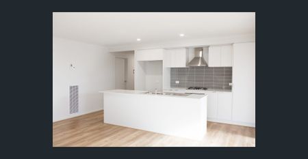 Modern Family Home in Sought-After Alfredton - Photo 3