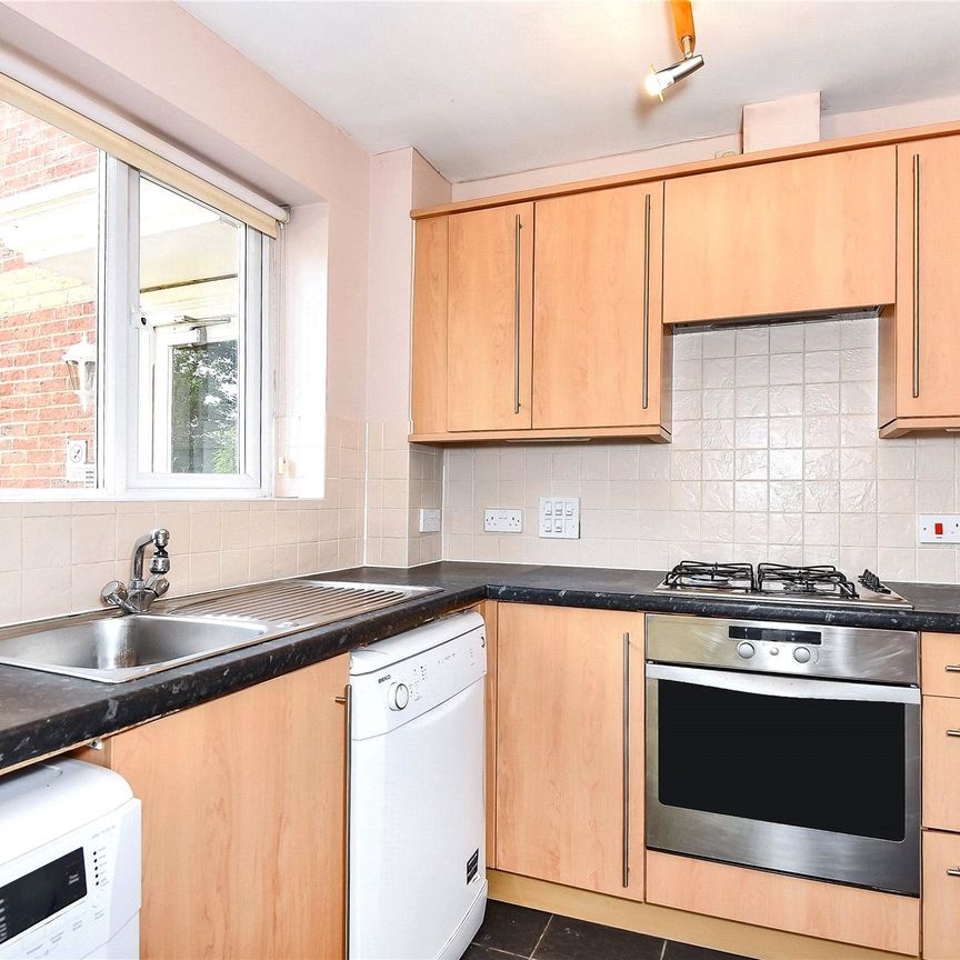 Capital Point, Reading Capital Point, Reading - Photo 2