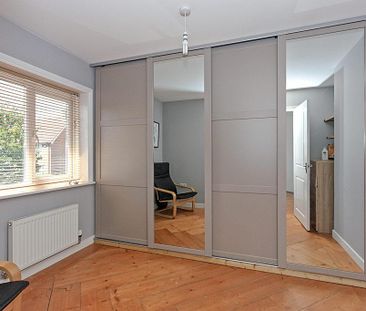 3 bedroom semi-detached house to rent - Photo 6