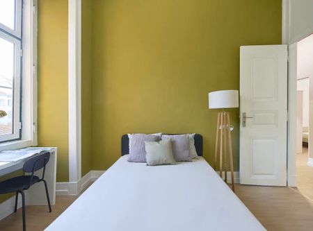 Largo Vitorino Damásio, Lisbon, Lisbon 1200-872 - Photo 3