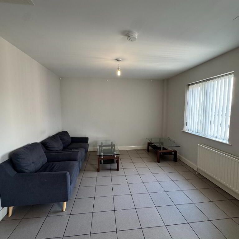 909 College Court Central, 56 King Street, Belfast, BT1 6BZ - Photo 1