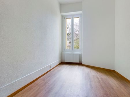 CENTRAL 3.5-ROOM APARTMENT ON THE 2ND FLOOR WITH BALCONY - Photo 3