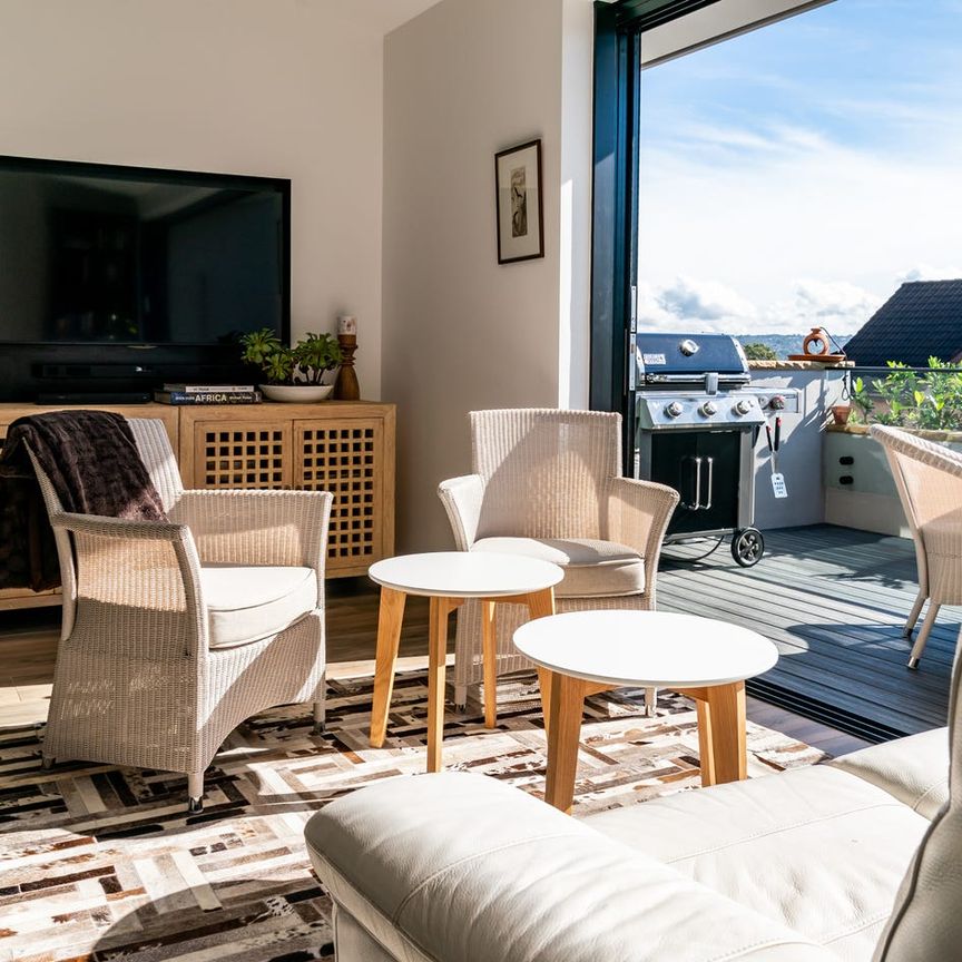 Stunning Convenient Apartment with Quality Finishes - Photo 1