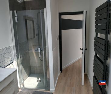 Gerenoveerde gezinswoning met tuin, twee slaapkamers en een afgewerkte zolderkamer - € 1.050 - Photo 6