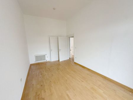 Trier: Charmante Altbauwohnung mit Flügeltür und hohen Decken - Photo 4