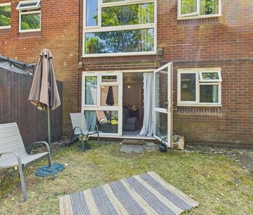 1 bedroom ground floor flat to rent - Photo 5