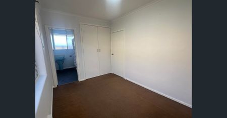 COMFORTABLE UNIT IN PRIME SUNSHINE LOCATION - Photo 2