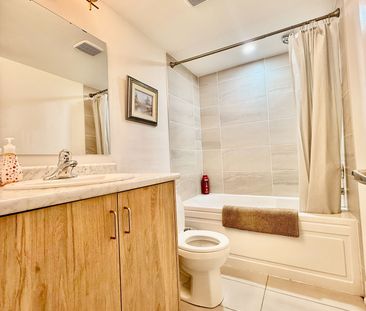 For Lease - 2130 Royal Gala Circle Unit# Backyard Apt., Mississauga... - Photo 1