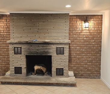 For Lease - 74 argyle Street, Toronto, Ontario - Photo 3