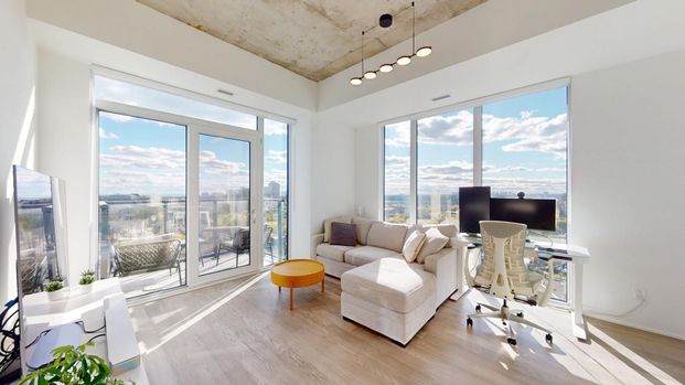 For Lease - 1808 St Clair Avenue Unit# 1009, Toronto, Ontario - Photo 1