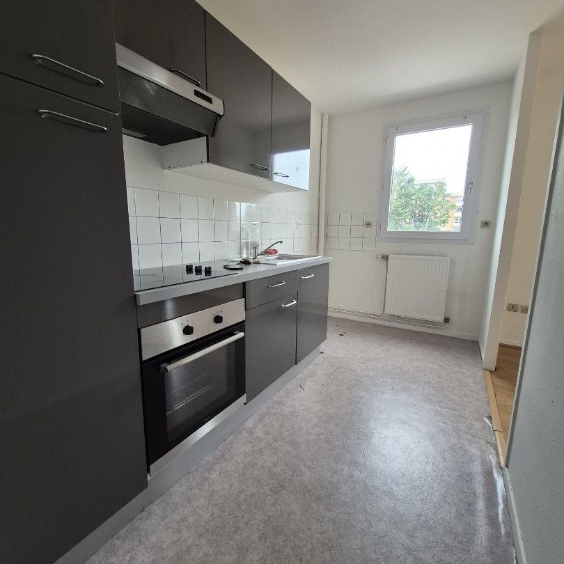 Location Appartement 3 pièces 50m² BETHUNE 62400 - Photo 1