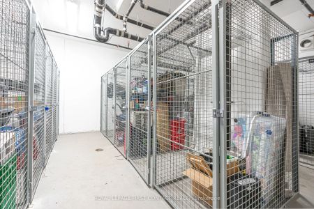 Condo Townhouse For Lease | S9055138 - Photo 5