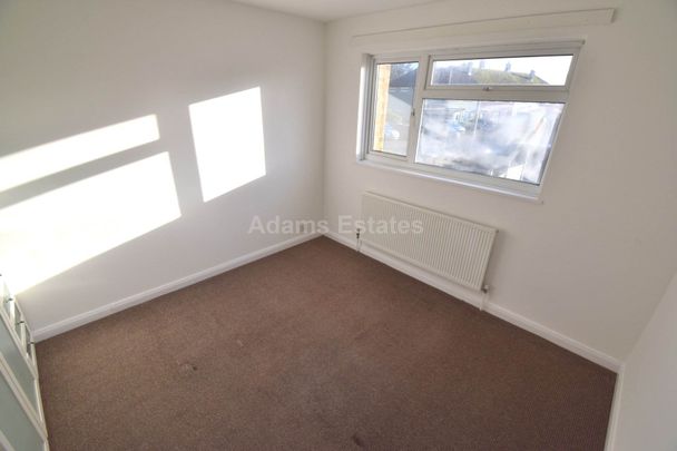 Price £1,550 pcm - Available Now - Unfurnished - Photo 1