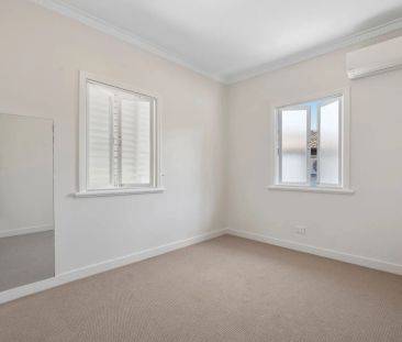 Renovated Home in Prime Sherwood Location - Photo 3