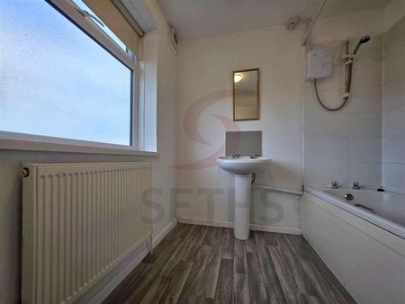 Whitwick Way, Fosse, Leicester, LE3 - Photo 4