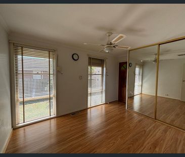 16 Paisley Street, Coolaroo, Vic 3048 - Photo 4