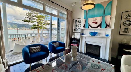 The Waterfront Retreat - Photo 2