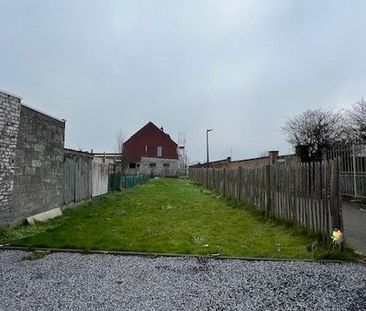 Volledig gerenoveerde woning met 2 slaapkamers en tuin. - Foto 2