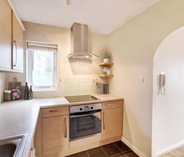 Britton Close - Photo 4