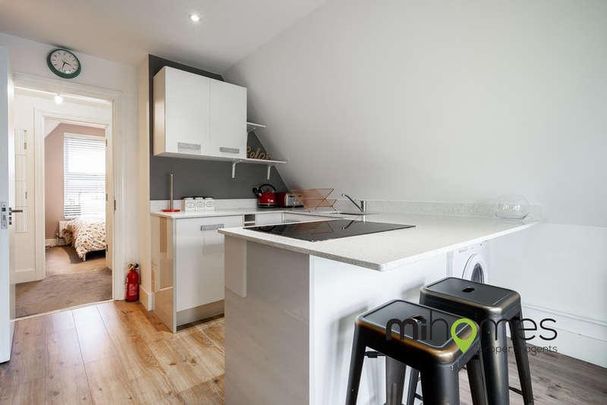 Beaconsfield Road, London, N11 - Photo 1