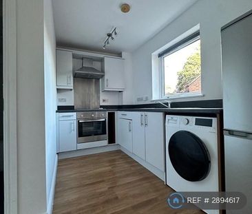 1 bedroom flat to rent - Photo 1