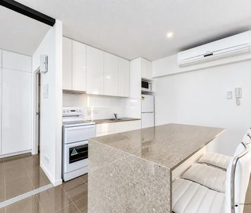 Furnished One Bedroom Apartment in Prime Bowen Hills Location - Photo 4