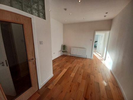 2 bedroom terraced house to rent - Photo 5