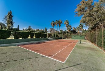 5 bedroom luxury Villa for rent in San Pedro de Alcántara, Spain