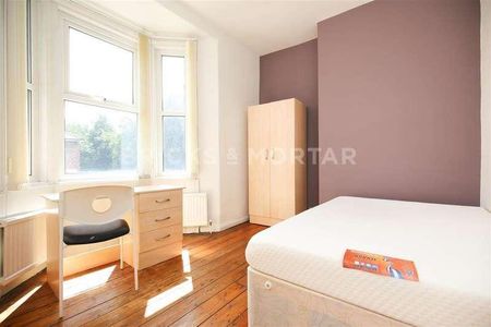 (?ppw) Warwick Street, Heaton, NE6 - Photo 2