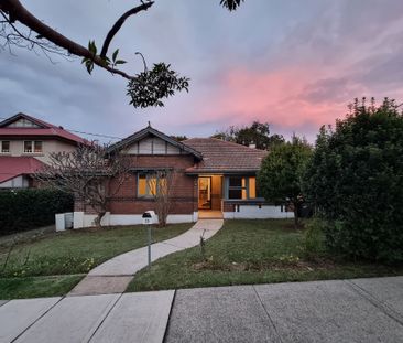 Bright| Refreshing| Well maintained| FOUR Bedder House in Prime loc... - Photo 3