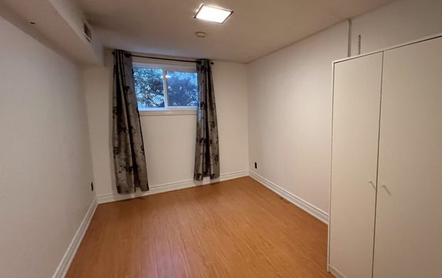 For Lease - 11 Misthollow Square Unit# Lower Unit, Toronto, Ontario - Photo 1