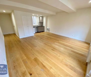 Location Appartement 1 pièce 36m² TOULON 83000 - Photo 3