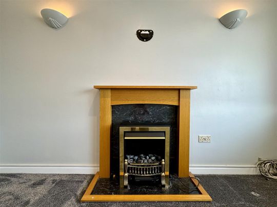 Peartree Lane, Bexhill-On-Sea, TN39 4PE - Photo 1