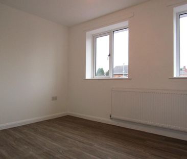 3 bedroom link detached house to rent - Photo 2