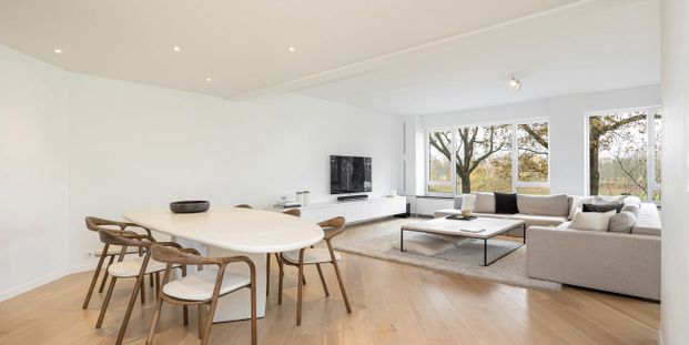 Appartement te huur in Antwerpen voor € 2.250 met 2 slaapkamers - Foto 1