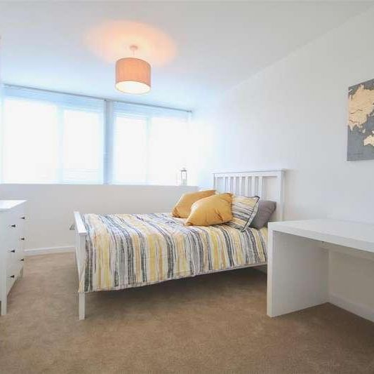 Enterprise House, Isambard Brunel Road, PO1 - Photo 1