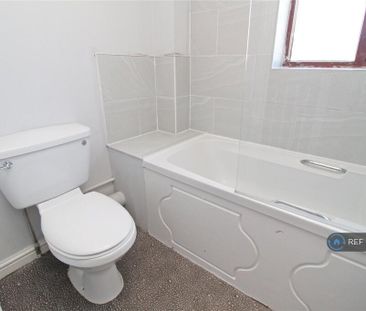 1 bedroom end of terrace house to rent - Photo 4