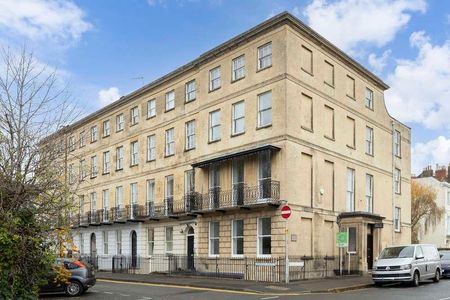 Berkeley Street, Cheltenham, GL52 - Photo 4