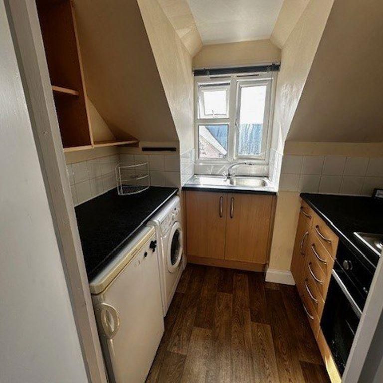 1 bedroom flat to rent - Photo 1