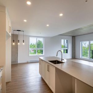 6 1/2 + en COIN - Bureau - Lévis centre-ville - Photo 2