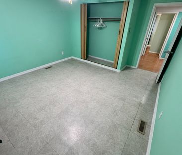 For Lease - 7610 Anaka Drive, Mississauga, Ontario - Photo 6
