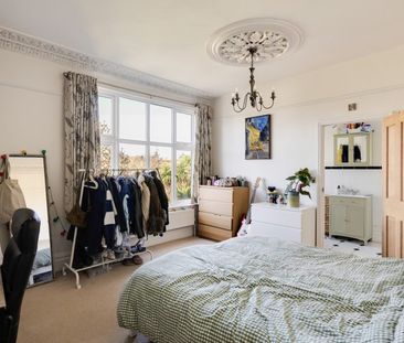 1 Bed Flat - Photo 6