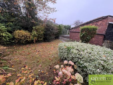 Ringcroft Gardens, Manchester, M40 - Photo 3